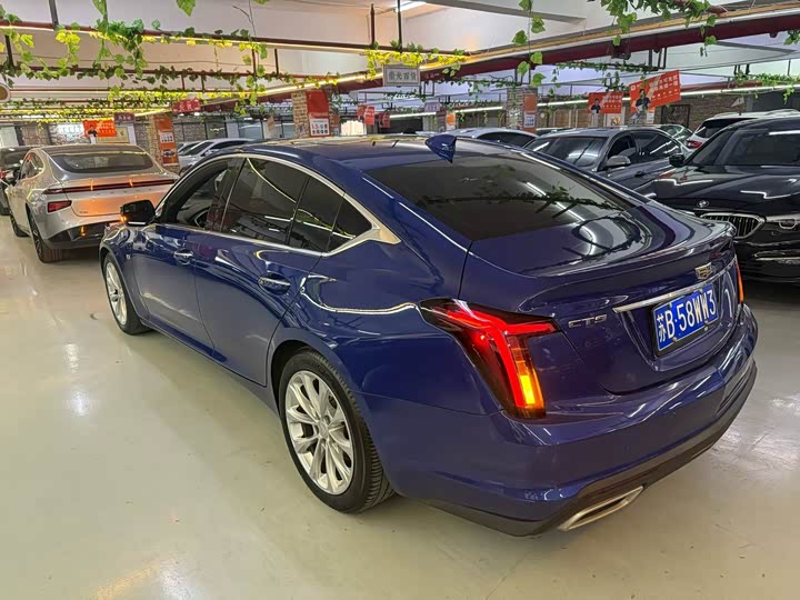 Фото 9 - Cadillac CT5