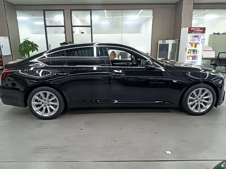 Фото 4 - Cadillac CT5