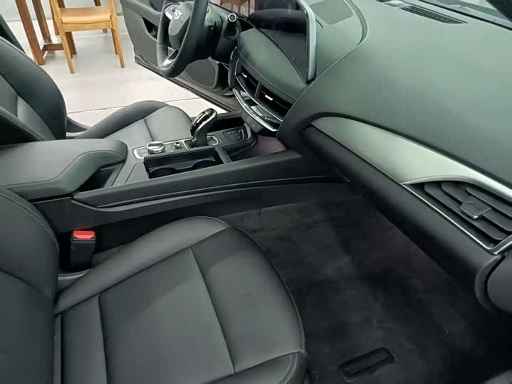 Фото 8 - Cadillac CT5