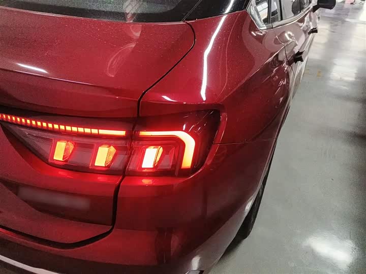 Фото 8 - Ford Mondeo