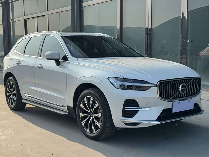 Фото 3 - Volvo XC60