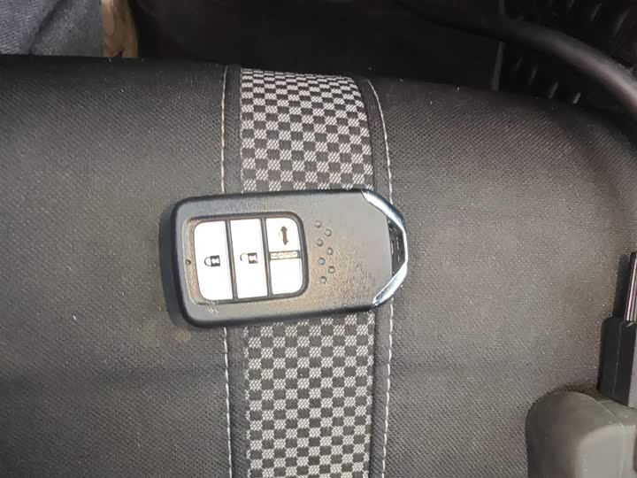 Фото 9 - Honda Civic