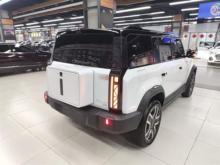 Фото 7 - Chery iCar 03