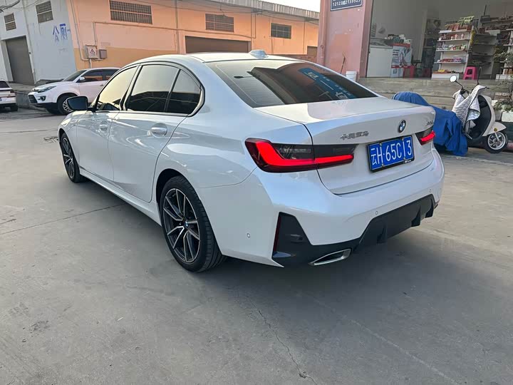 Фото 7 - BMW 3 Series