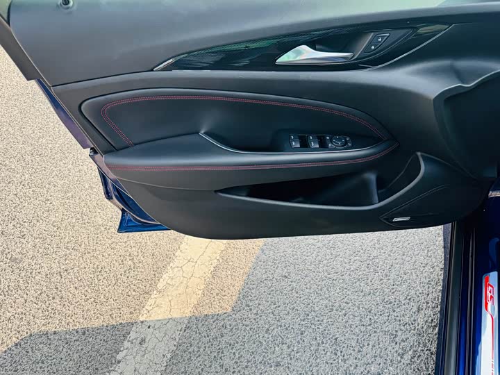 Фото 4 - Buick Regal