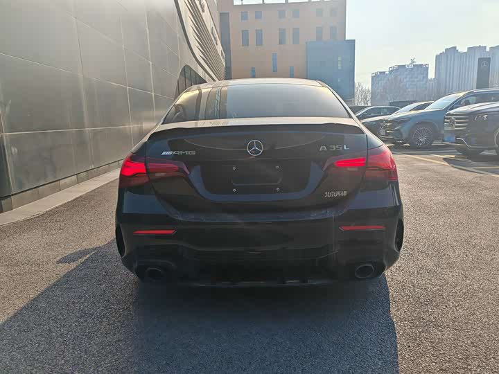 Фото 9 - Mercedes-Benz A-Class AMG