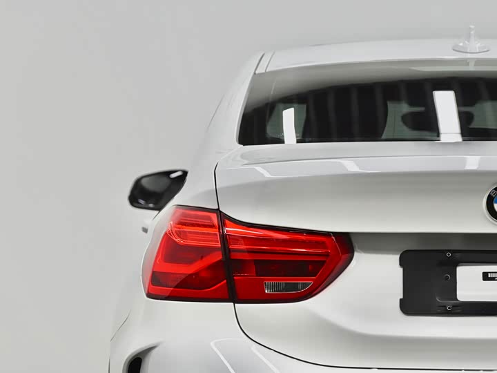 Фото 9 - BMW 1 Series