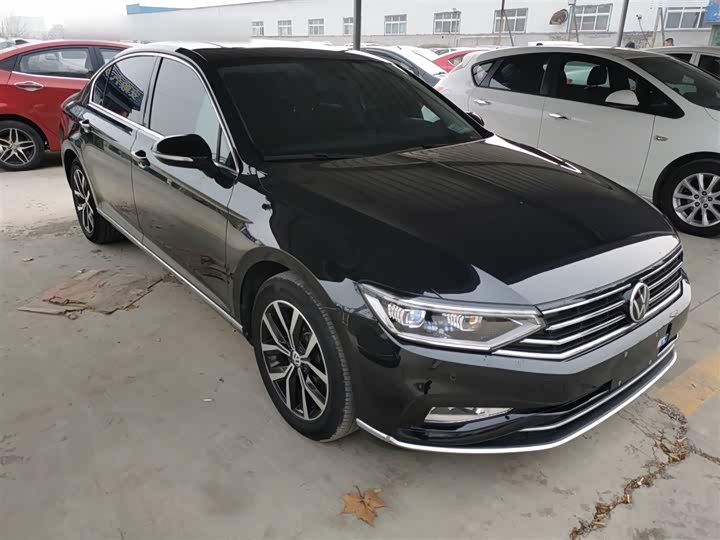 Фото 4 - Volkswagen Magotan