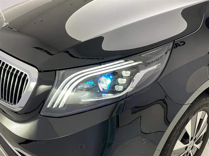 Фото 6 - Mercedes-Benz Vito