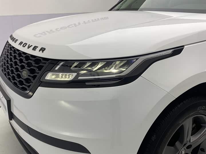 Фото 9 - Land Rover Range Rover Velar