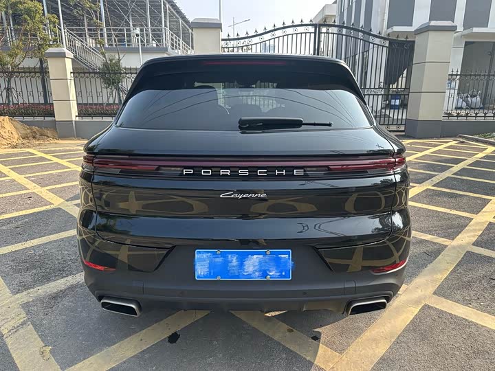 Фото 4 - Porsche Cayenne