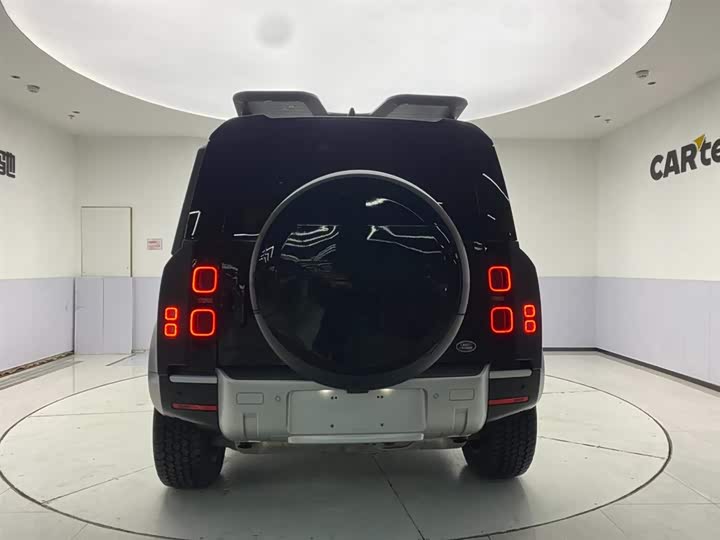 Фото 6 - Land Rover Defender