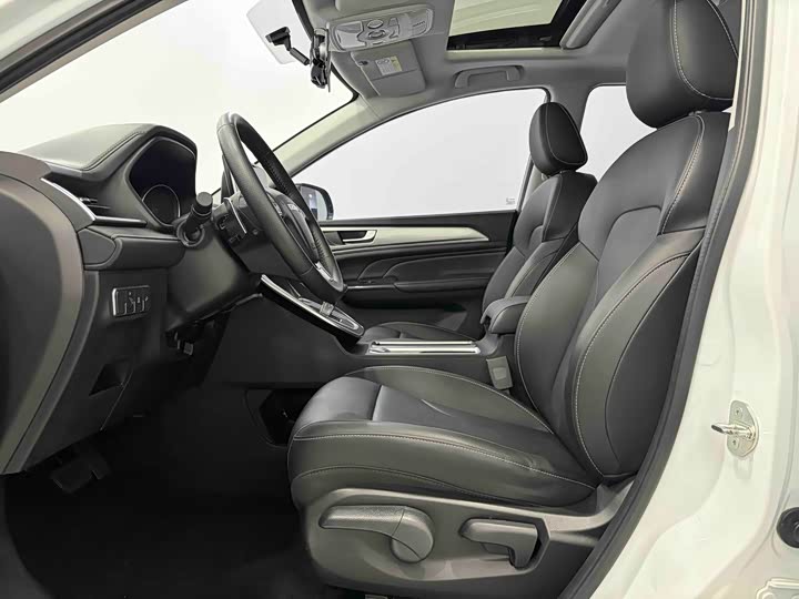 Фото 4 - Haval M6