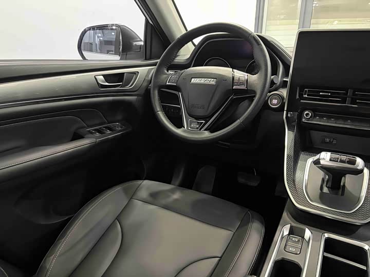 Фото 9 - Haval M6