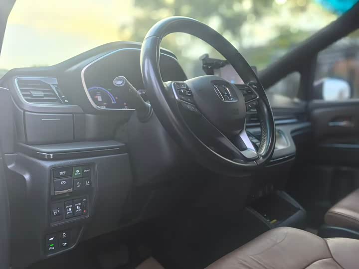 Фото 5 - Honda Odyssey