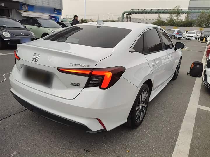 Фото 7 - Honda Integra