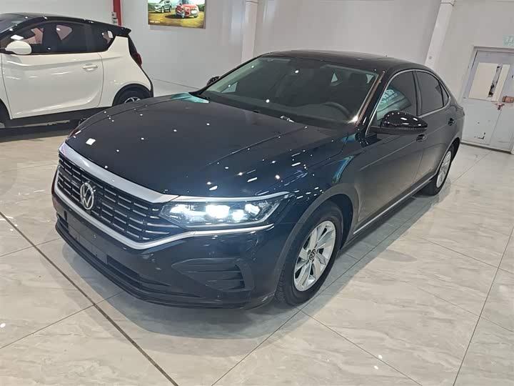 Фото 2 - Volkswagen Passat