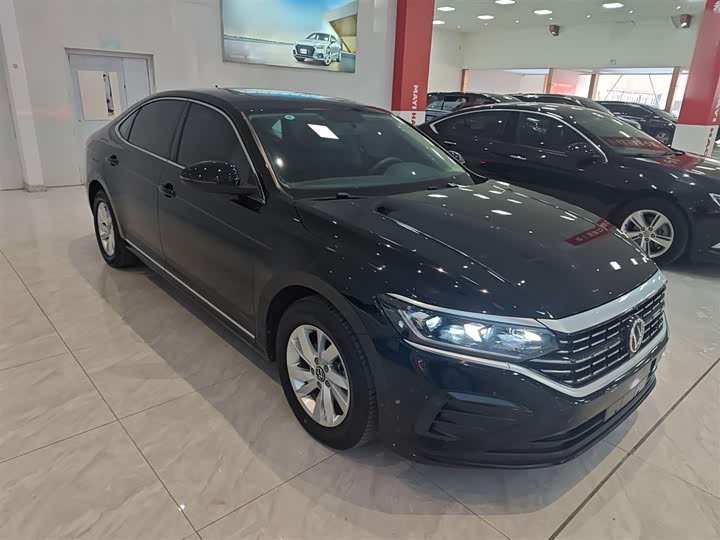 Фото 4 - Volkswagen Passat