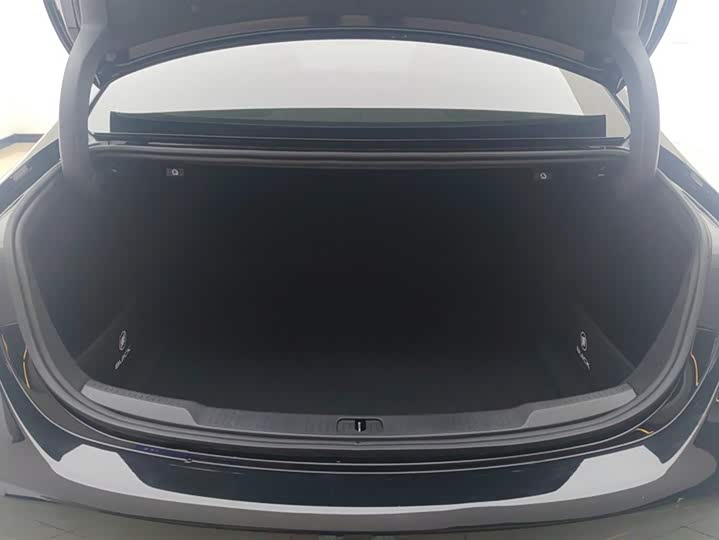 Фото 4 - Buick LaCrosse