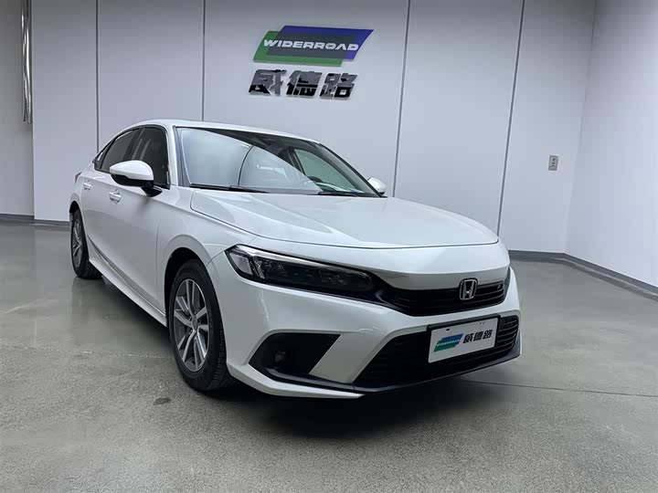 Фото 2 - Honda Civic