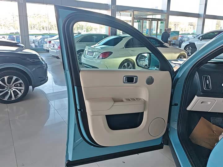 Фото 7 - LiXiang L7