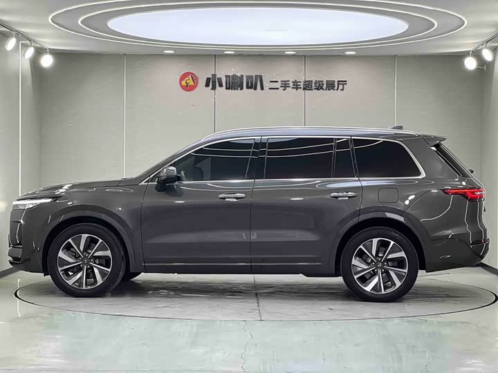 Фото 7 - LiXiang One