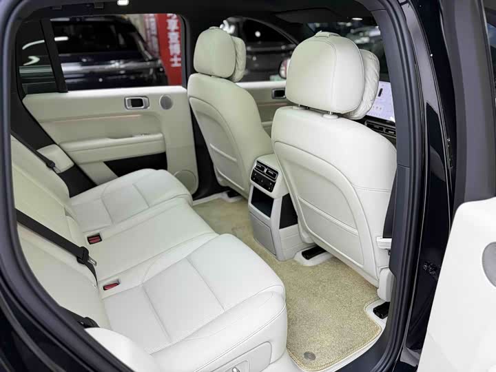 Фото 7 - LiXiang L6