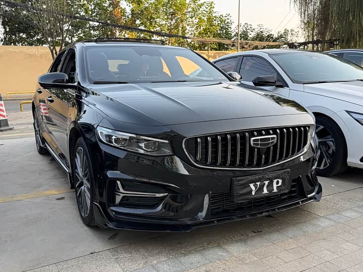 Фото 3 - Geely Preface