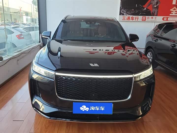 Фото 2 - LiXiang One