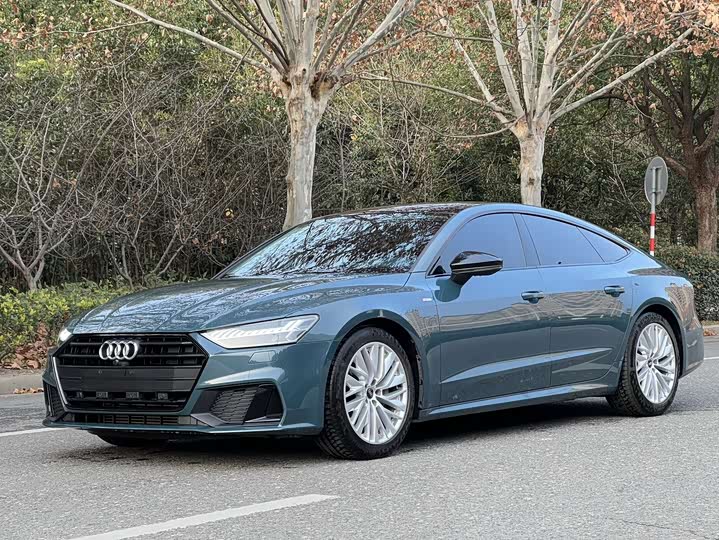 Фото 1 - Audi A7