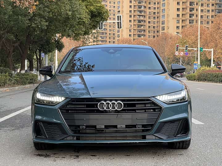 Фото 2 - Audi A7