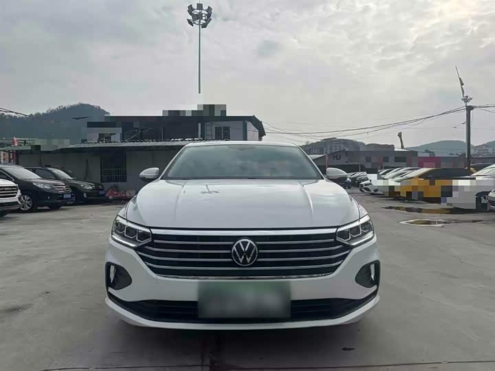 Фото 3 - Volkswagen Lavida