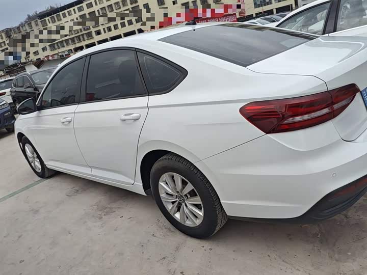 Фото 5 - Volkswagen Lavida