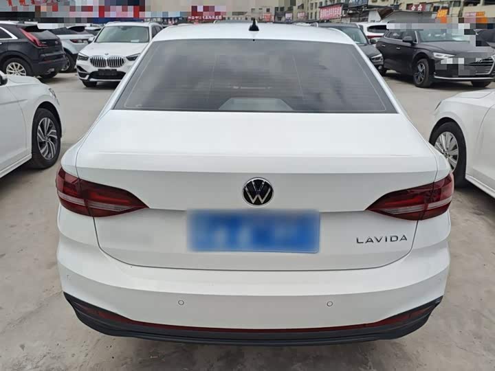 Фото 6 - Volkswagen Lavida