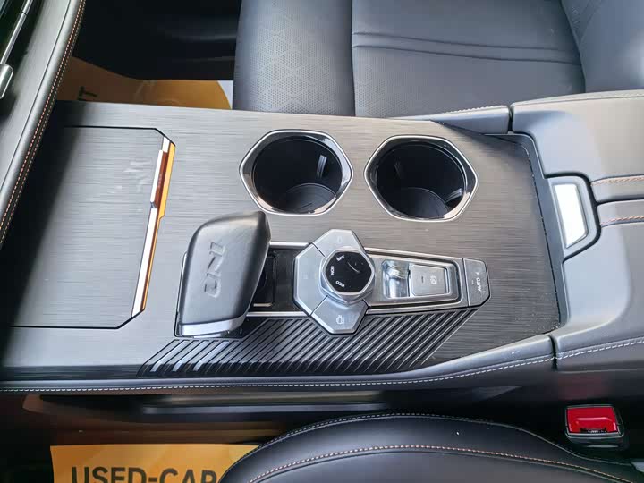 Фото 9 - Changan UNI-K