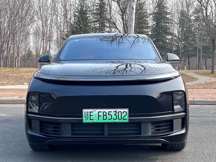 Фото 1 - LiXiang L8