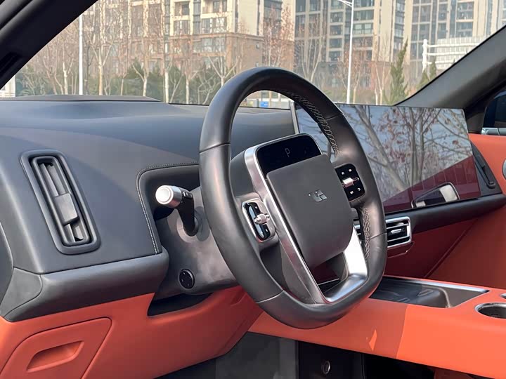 Фото 8 - LiXiang L8