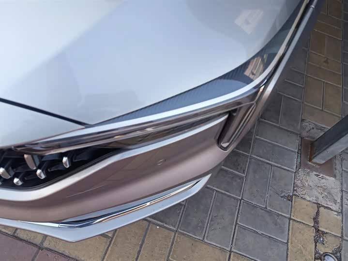 Фото 5 - Bestune B70