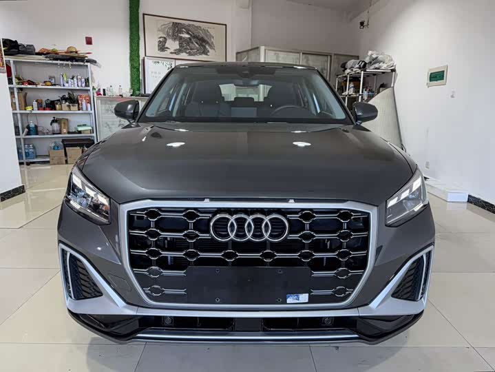 Фото 2 - Audi Q2L