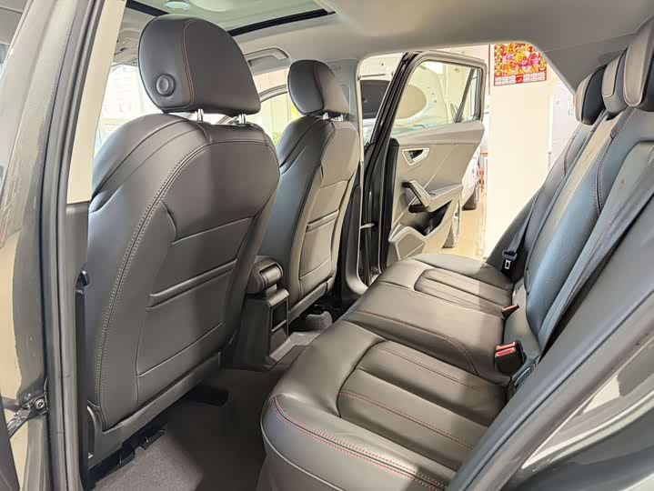 Фото 9 - Audi Q2L