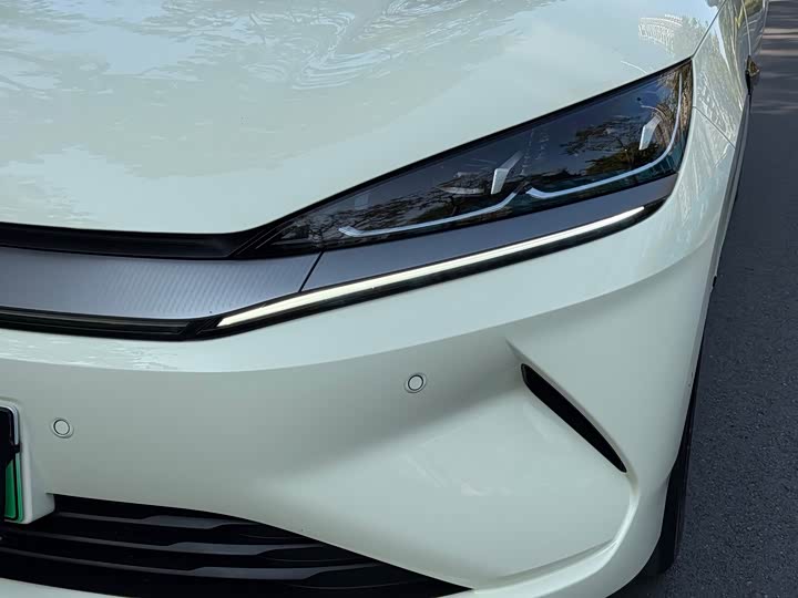 Фото 2 - BYD Qin L