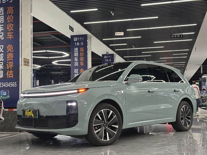 Фото 1 - LiXiang L6