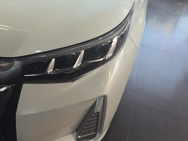 Фото 5 - GAC Trumpchi M6