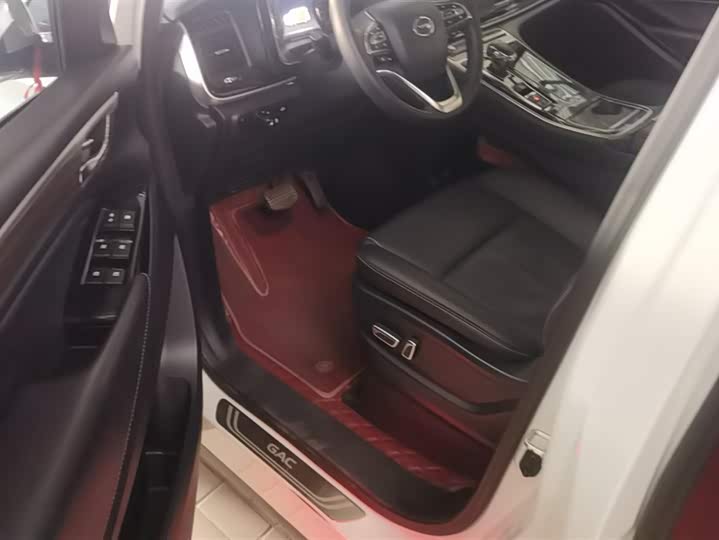 Фото 9 - GAC Trumpchi M8