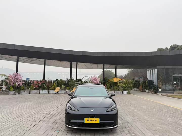 Фото 1 - BAIC Arcfox Alpha S