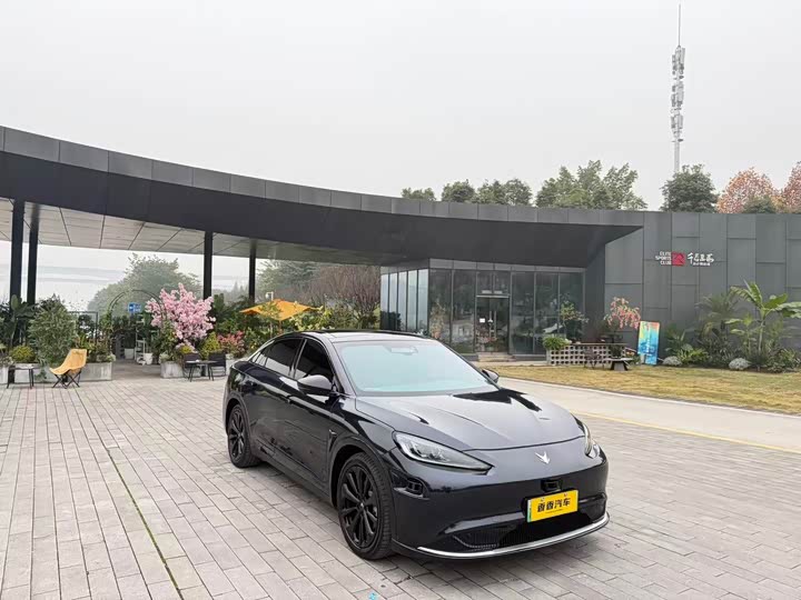 Фото 8 - BAIC Arcfox Alpha S