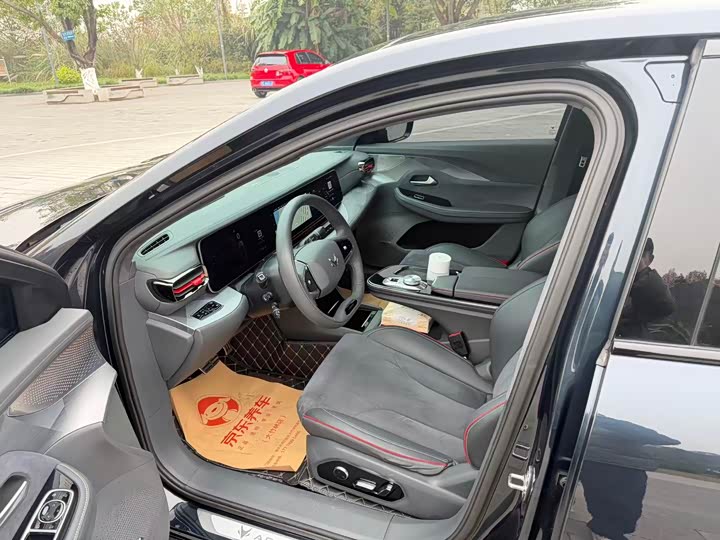 Фото 9 - BAIC Arcfox Alpha S