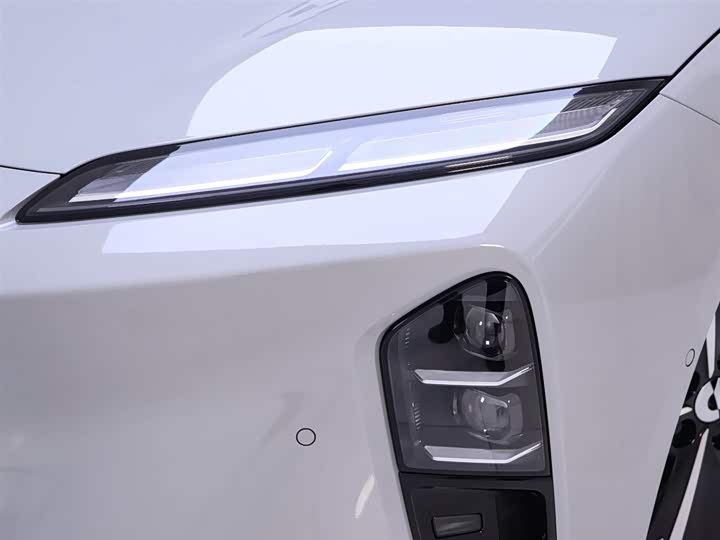 Фото 4 - Nio ET5T