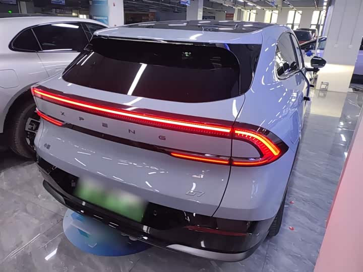 Фото 7 - XPeng G7