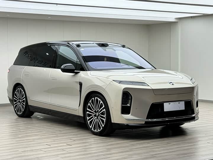 Фото 4 - Nio ES8